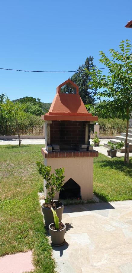 Trifili Holiday home *